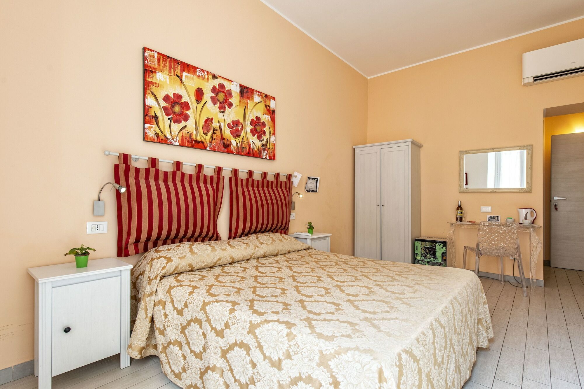 Merulana Suite 2 Rome Bagian luar foto